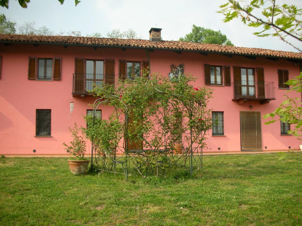 مبيت وإفطار Moncucco Torinese Cascina Nel Bosco المظهر الخارجي الصورة